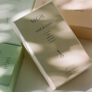 Elegáns minimalista parfüm csomagolás