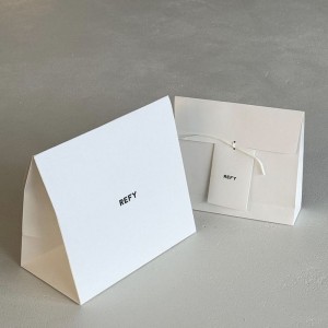 Luxus minimalista háromszög